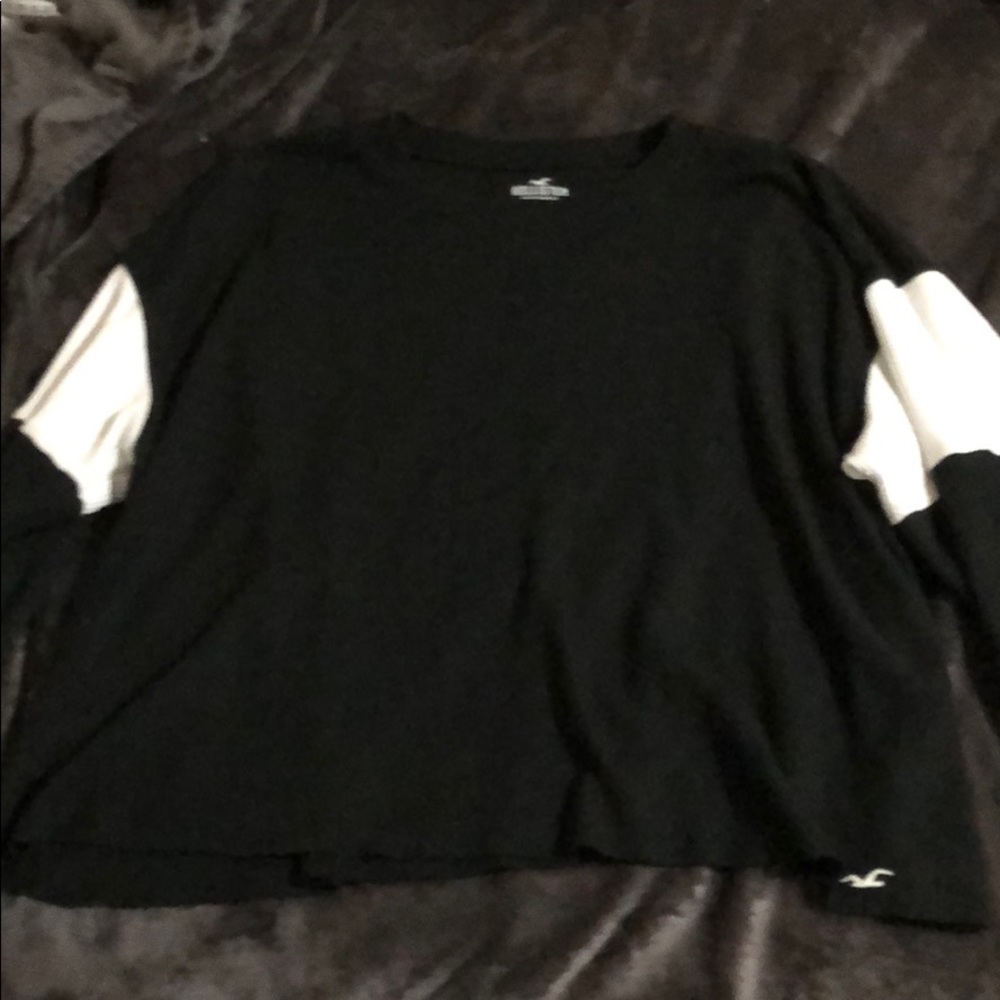 Black hollister top